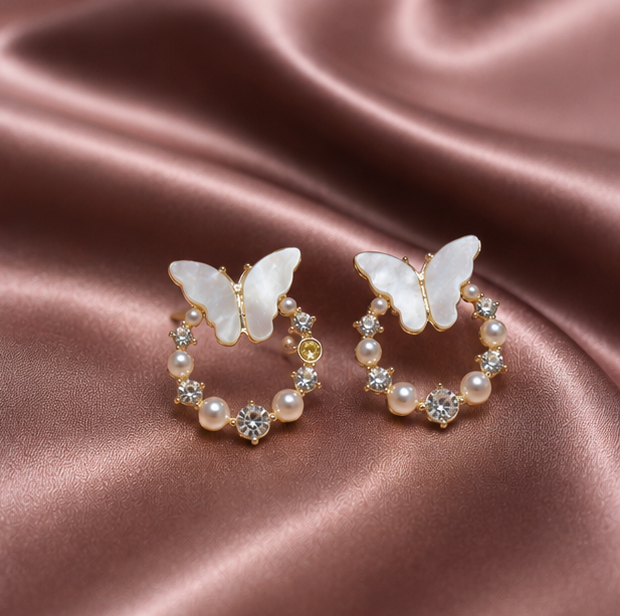 Pearl Flutter Crystal Hoop Earrings
