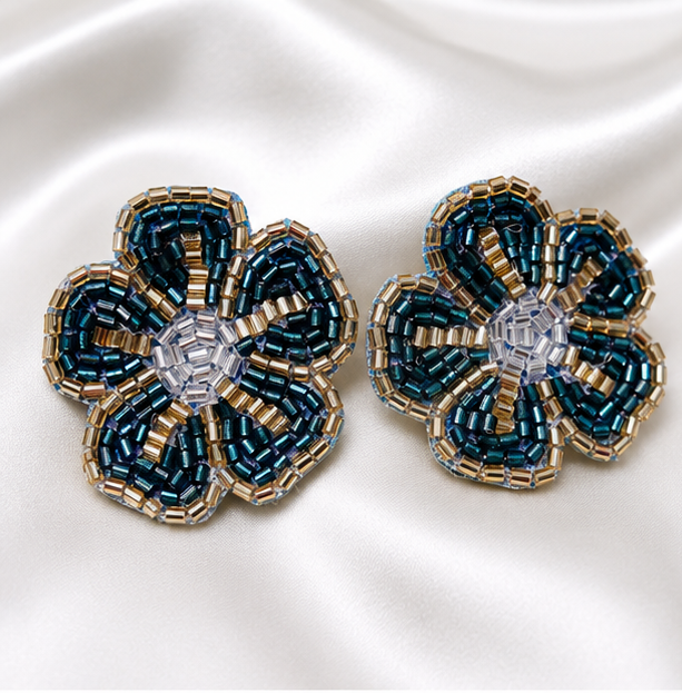 Neel Phool Kumari Studs