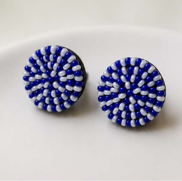 Golmol Studs