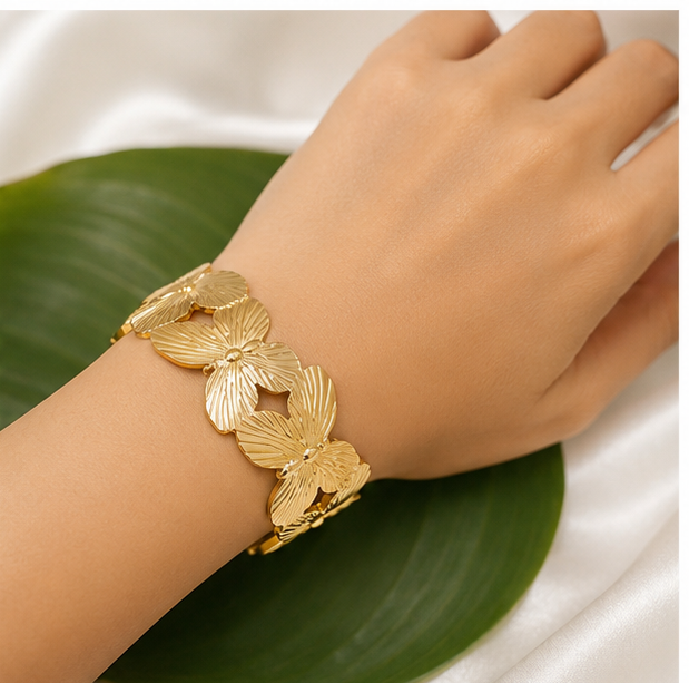 Kanak Titli Bracelet