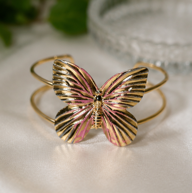 Gulabi Titli Hand Cuff