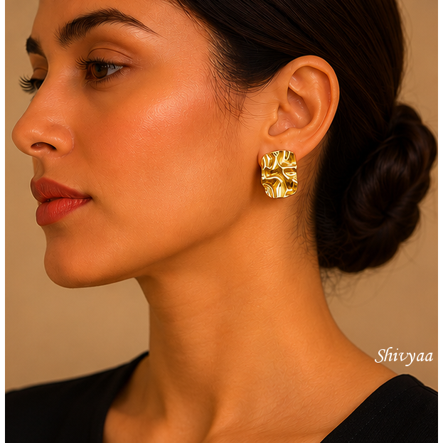 Luxe Leader - Liquid Gold Statement Stud Earrings