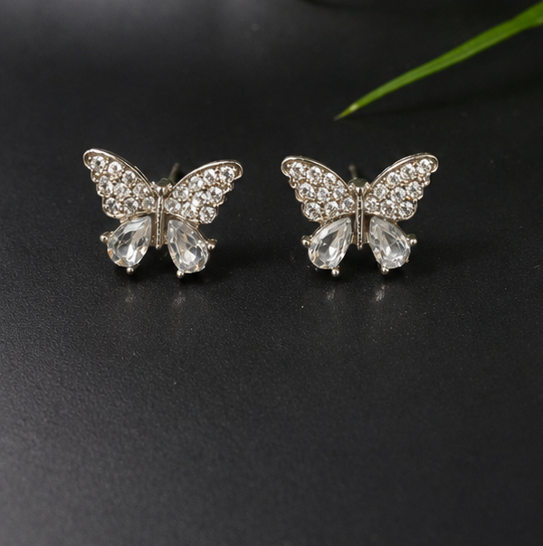 Titli Boond Studs