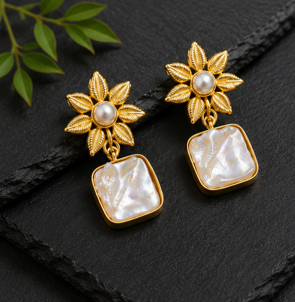 Noor Ka Phool Earrings