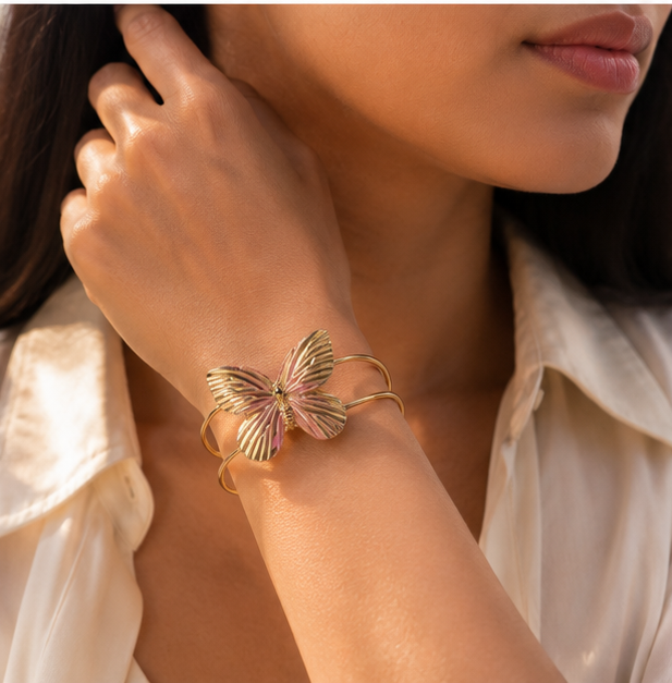 Gulabi Titli Hand Cuff