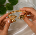 Sunehri Bel Hand Cuff